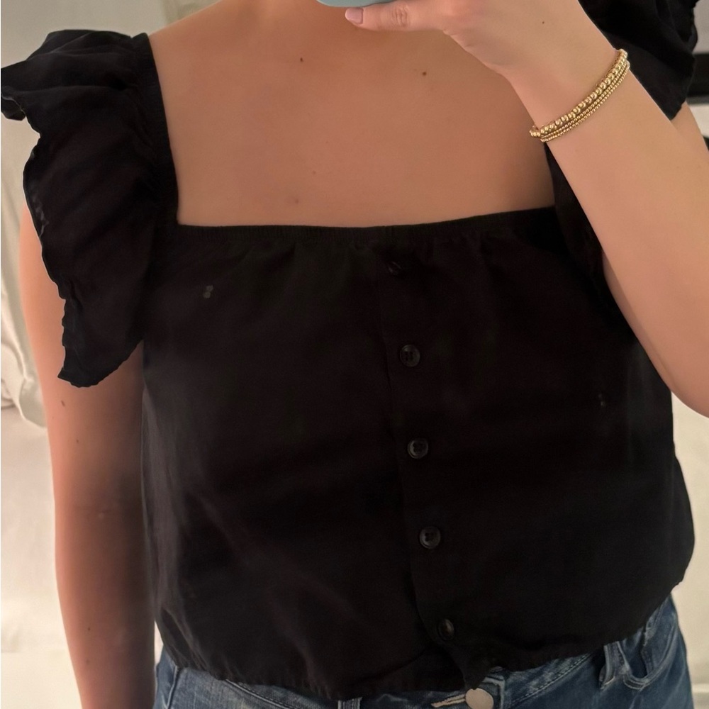 Cropped black with fun sleeves top